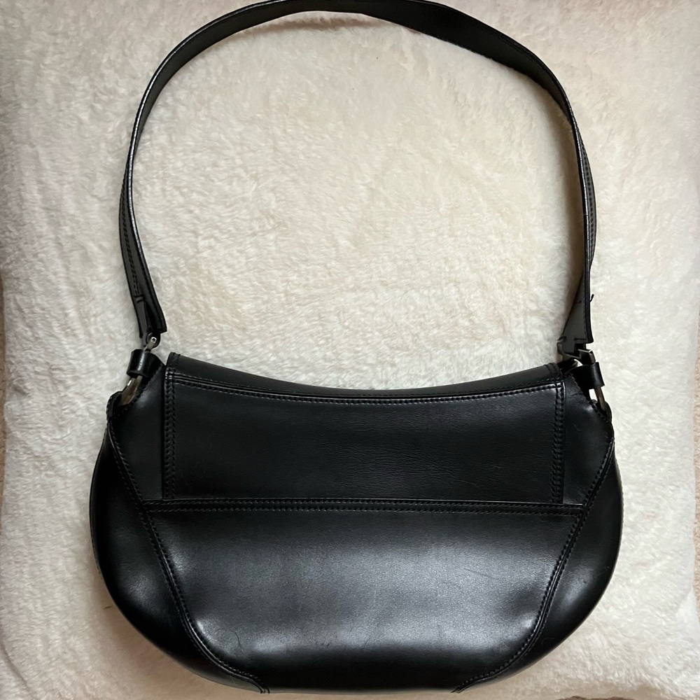 Salvatore Ferragamo Black Shoulder Bag With Dust Bag - Picture 4 of 9